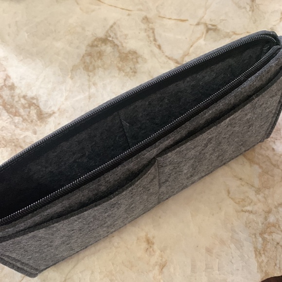 Grey felt purse insert - Picture 3 of 6